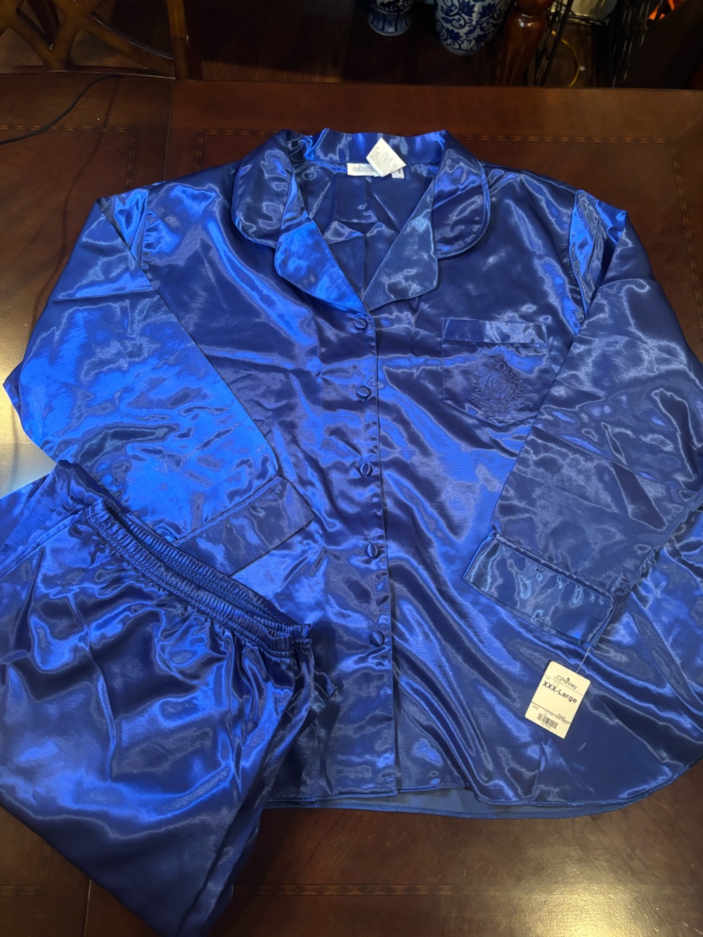 Adonna Women’s 3X NWT Blue Satin Pajama Set Button Top Pants Plus Size